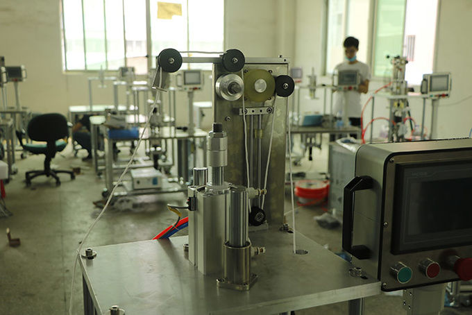 Máquina de coser ultrasónica de la máscara del gancho del polvo de 3 capas 0